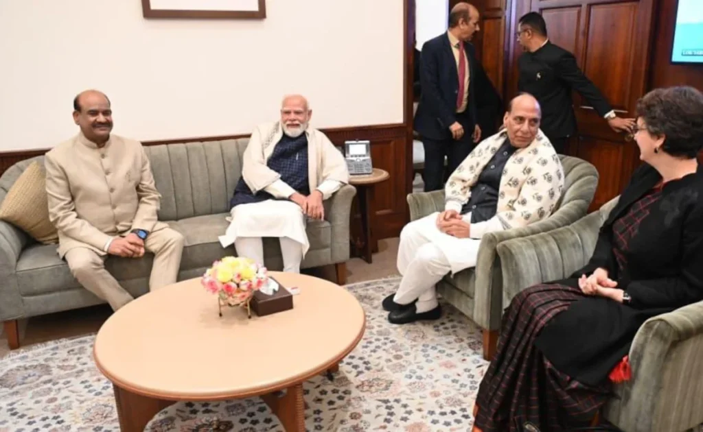 A Cup of Tea in the House of Noise