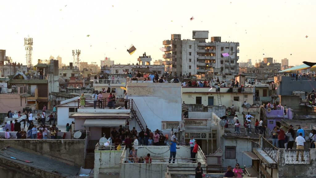 Glass-coated manja causing kite flying accidents on Indian roads